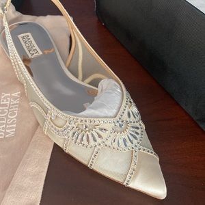 NWT Badgley Mischka Hanna bridal special occasion flats size 9